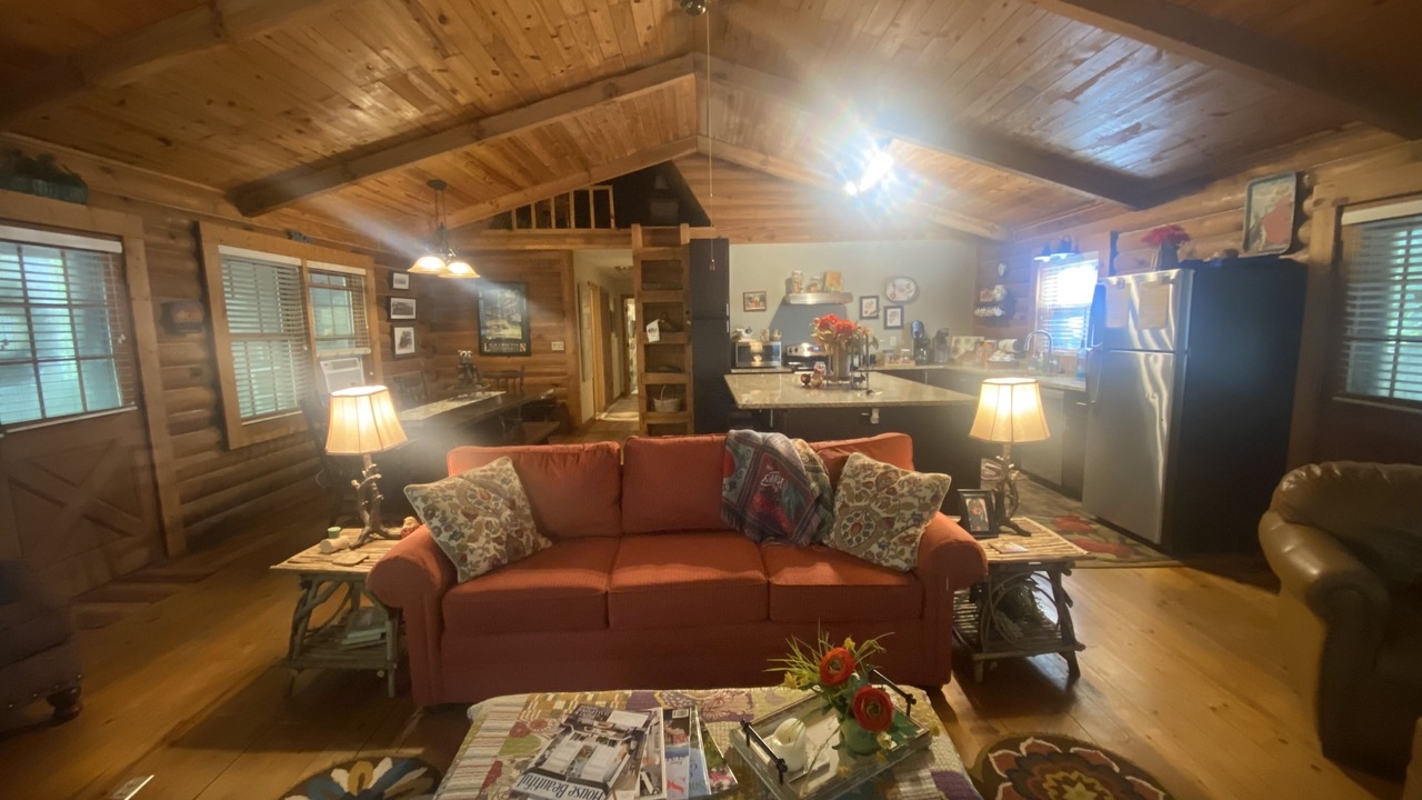 Photo of Bedroom in Saluda