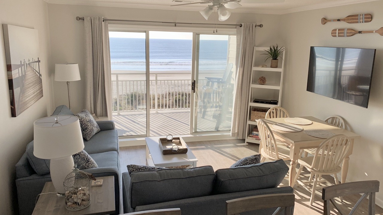 Photo of Livingroom in Ocean Isle Beach
