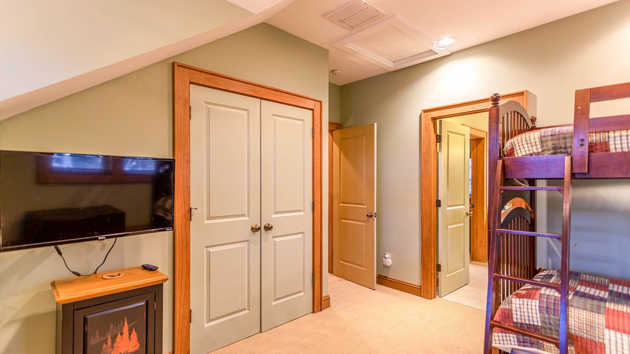 Photo of Bedroom in Foscoe