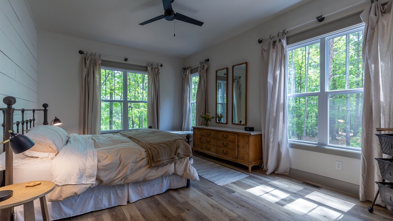 Photo of Bedroom in Nebo