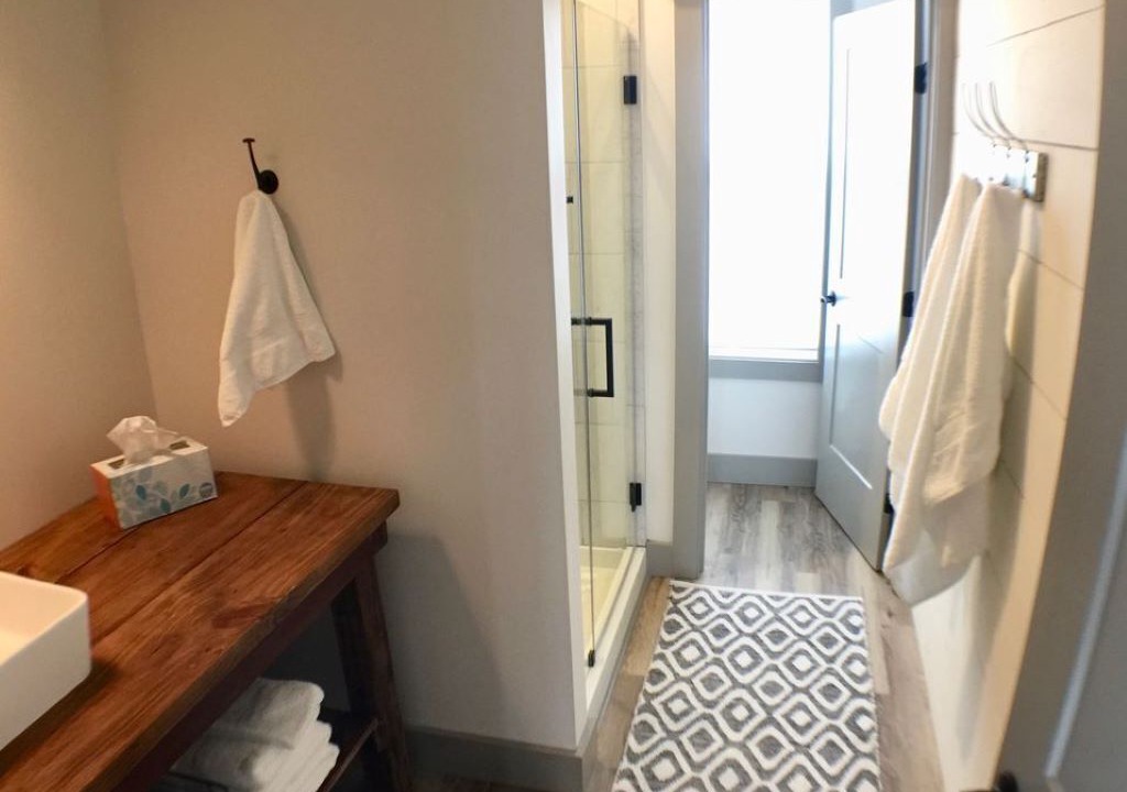 Photo of Bathroom in Nebo