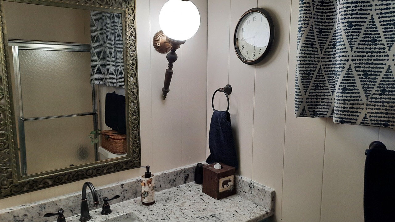 Photo of Bathroom in Wildwood Point