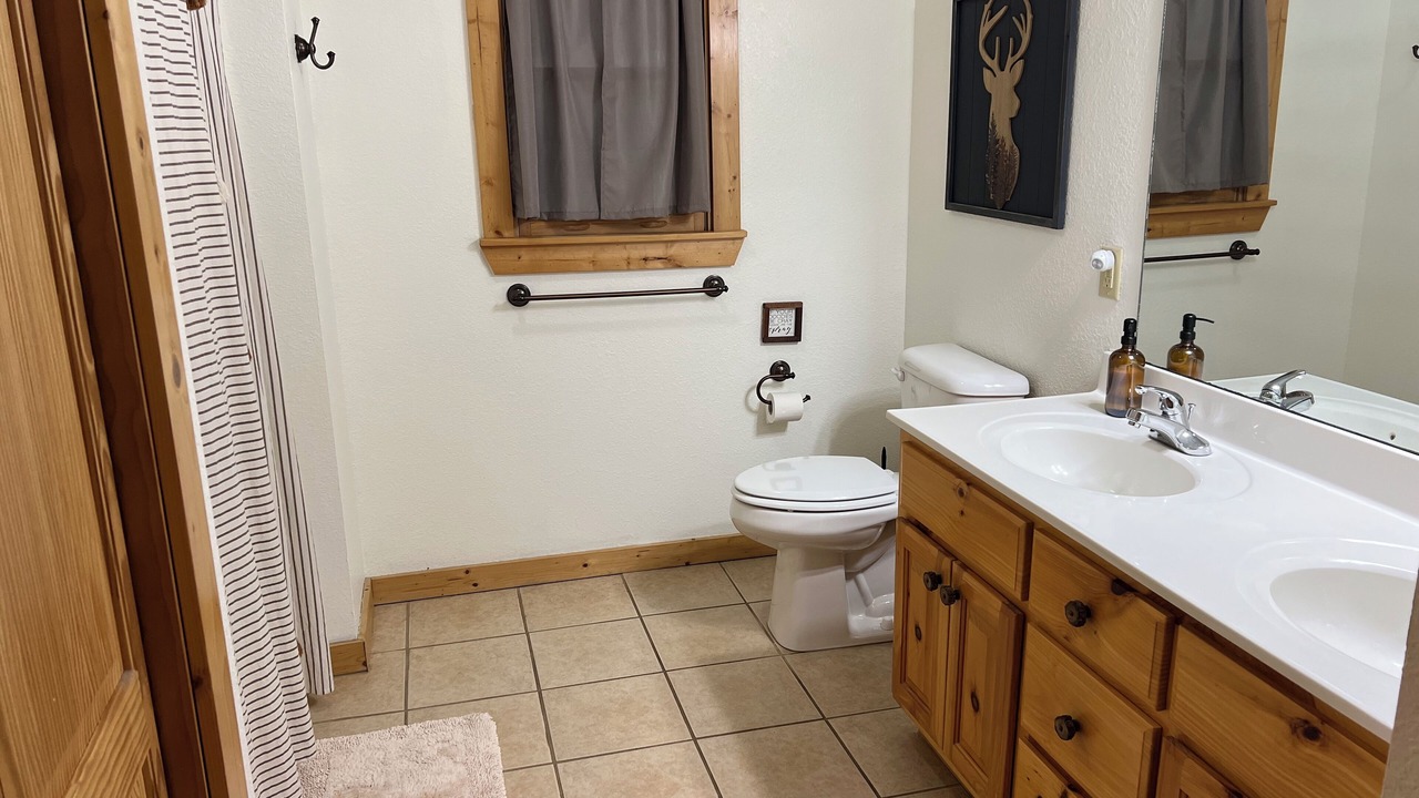 Photo of Bathroom in Murphy