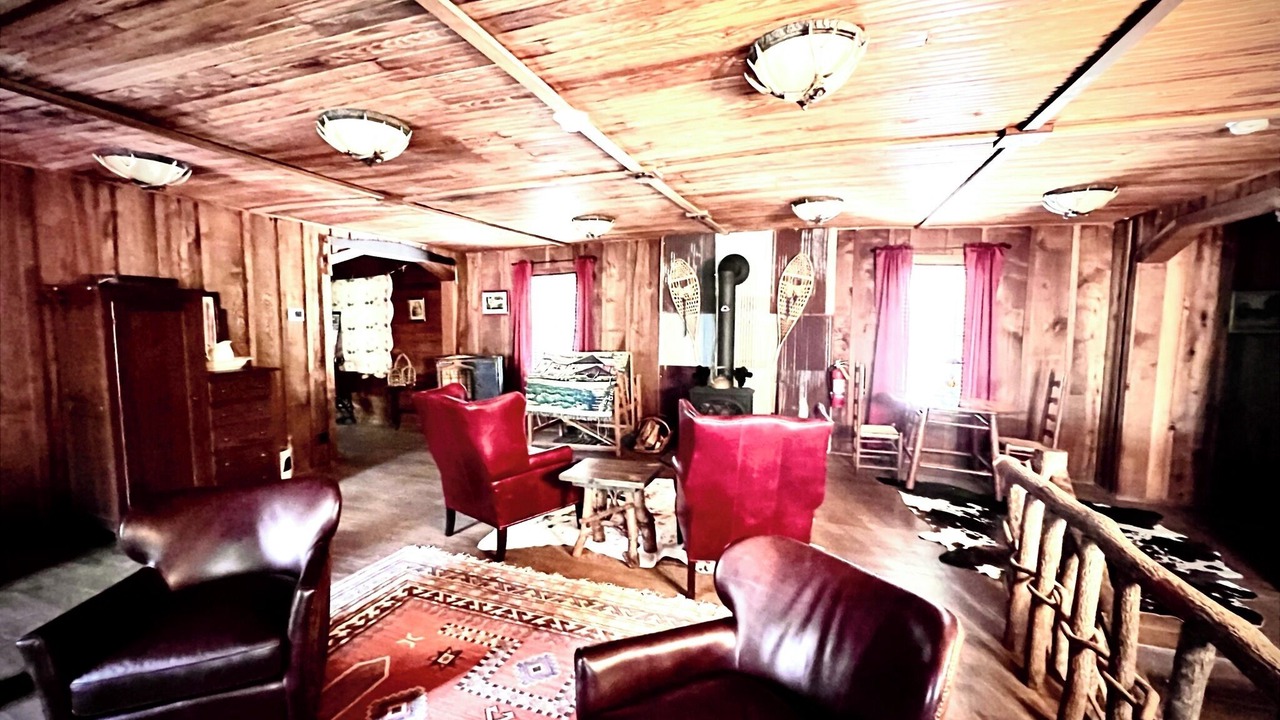 Photo of Livingroom in Topton