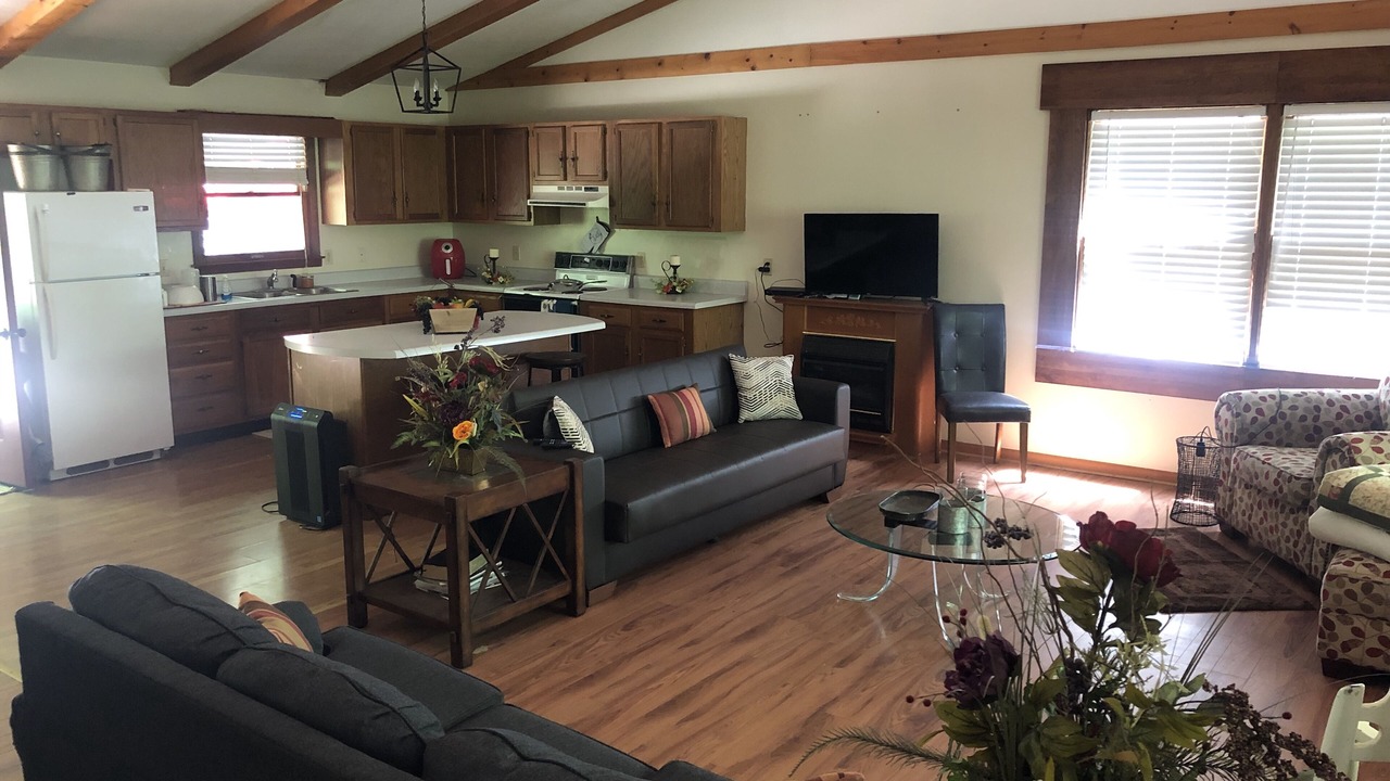 Photo of Livingroom in Old Fort