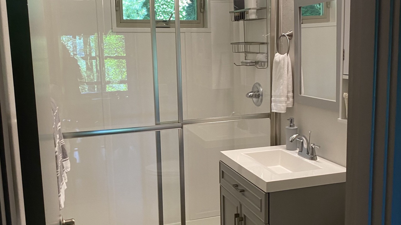 Photo of Bathroom in Cullowhee