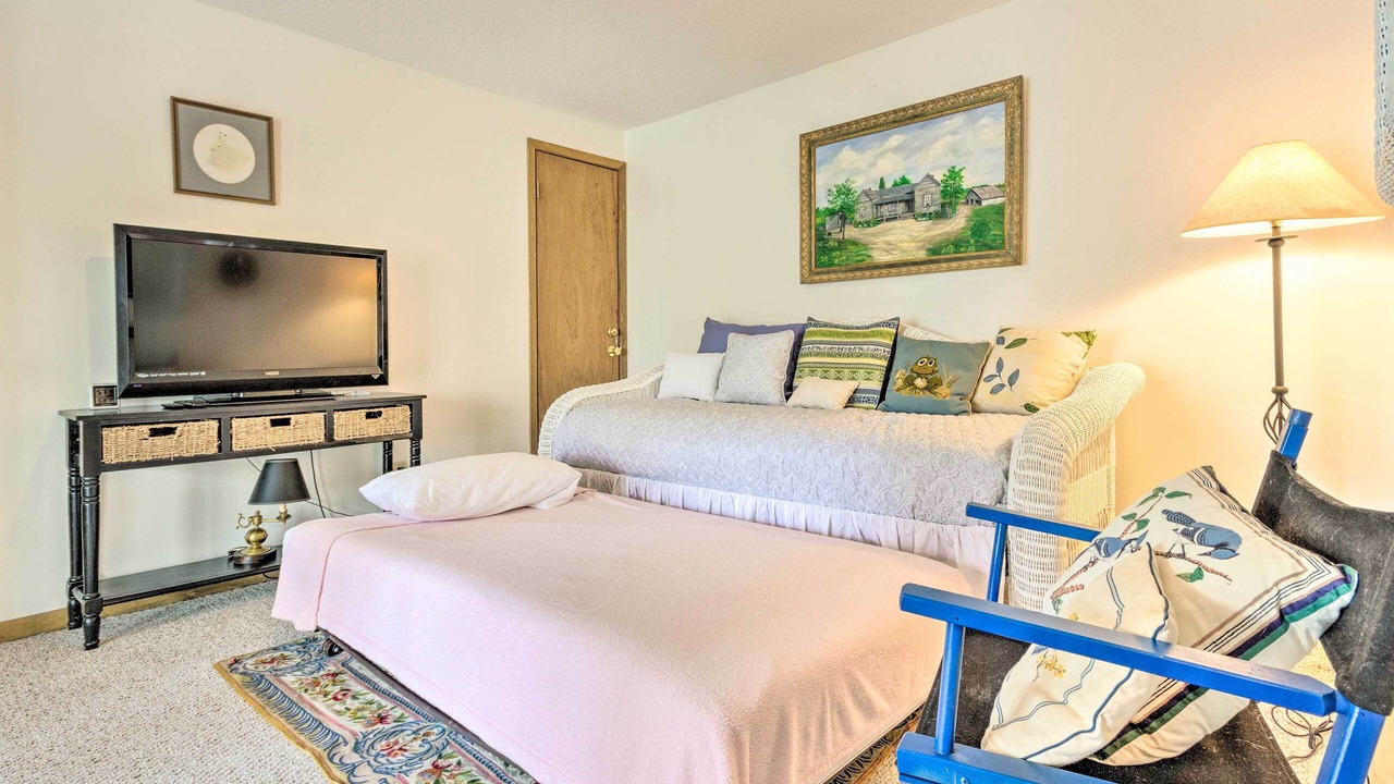 Photo of Bedroom in Charter Hills