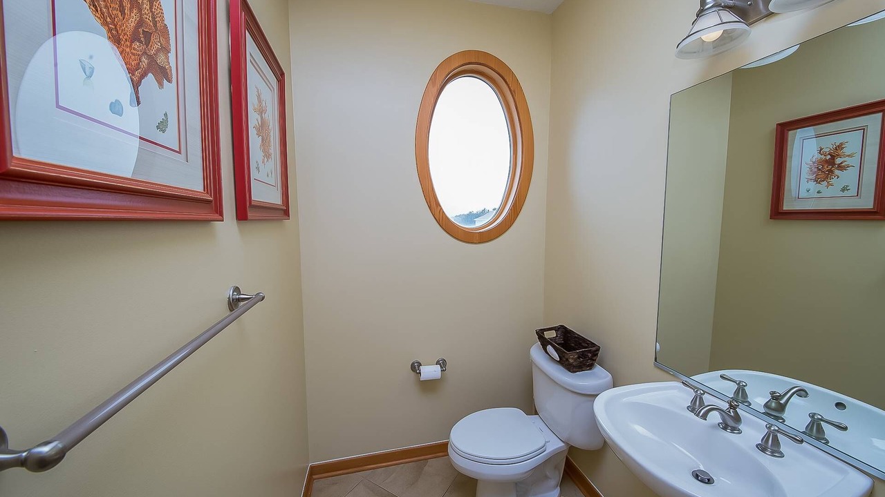 Photo of Bedroom in Whalehead Beach