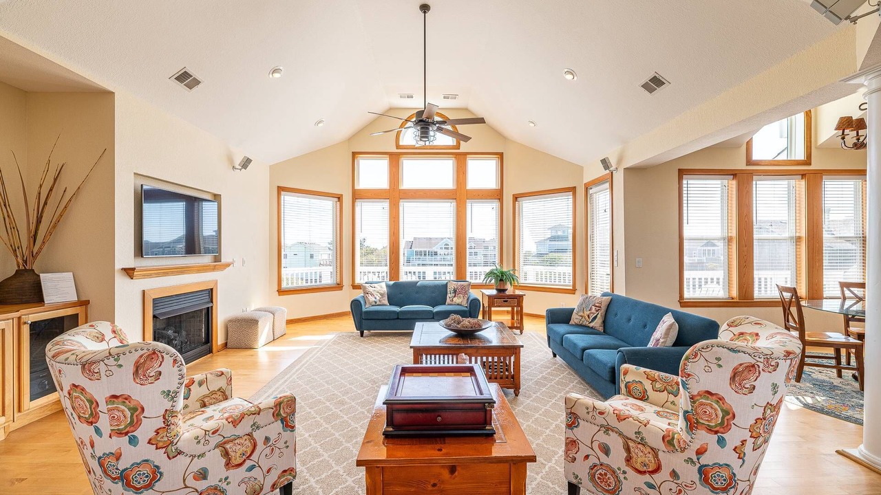 Photo of Bedroom in Whalehead Beach
