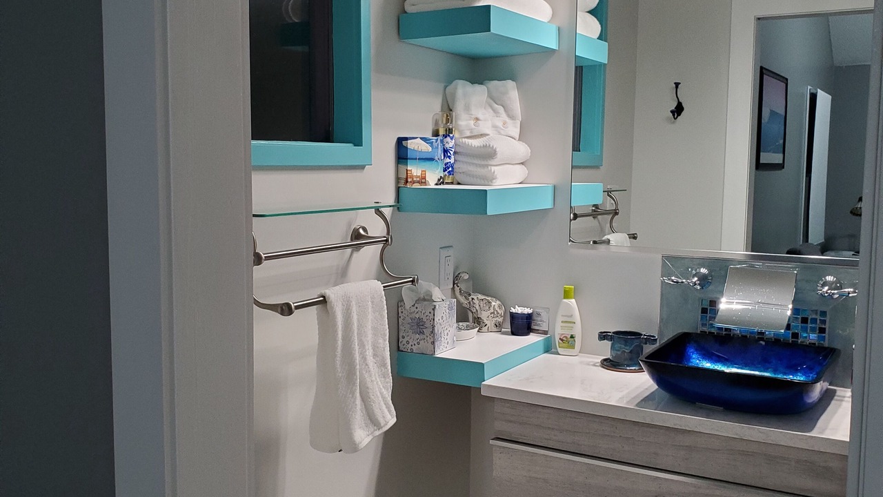 Photo of Bathroom in Colington