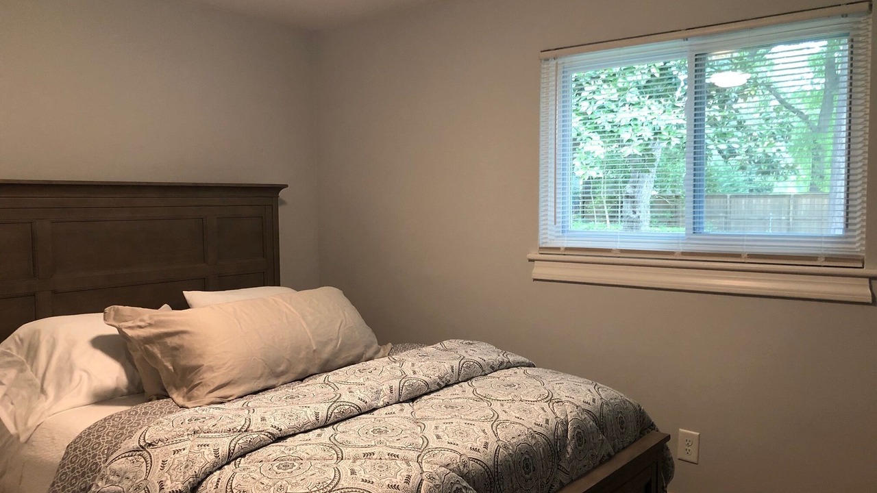Photo of Bedroom in Hickory