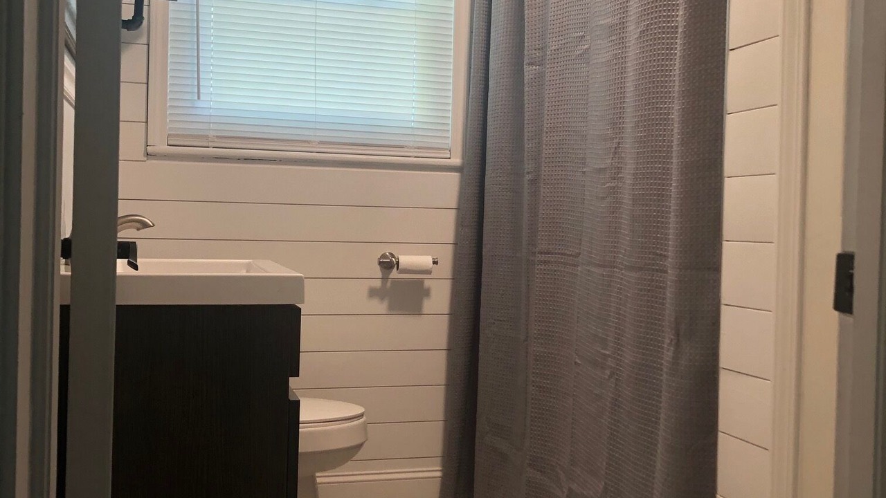 Photo of Bathroom in Hickory