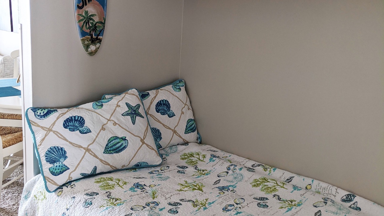 Photo of Bedroom in Wilmington Beach