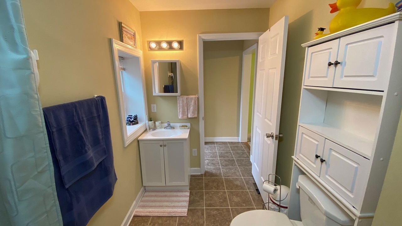 Photo of Bathroom in Roxboro