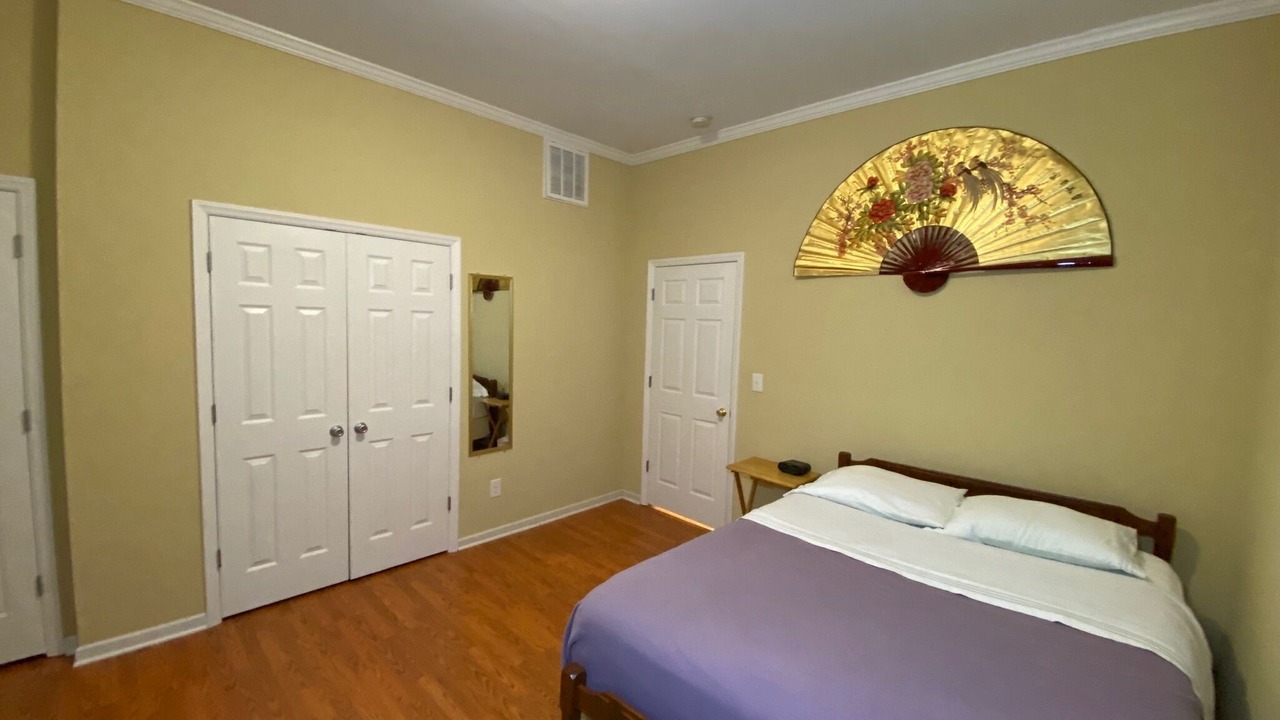 Photo of Bedroom in Roxboro