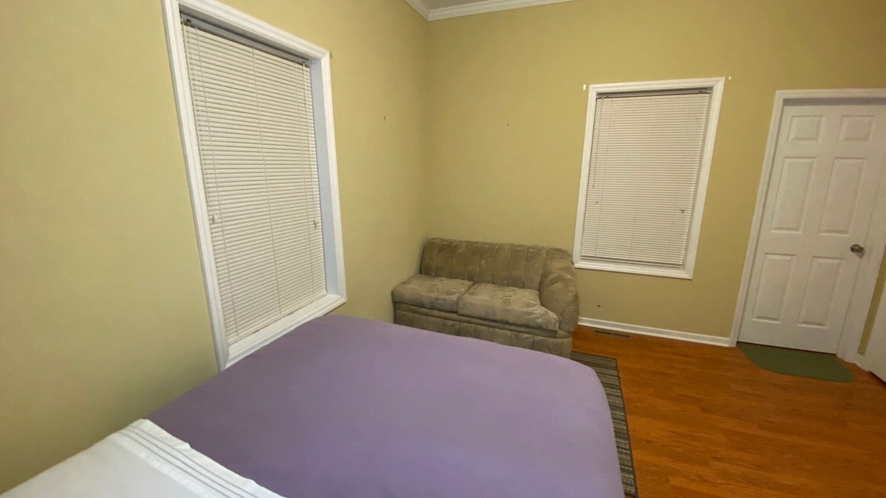 Photo of Bedroom in Roxboro