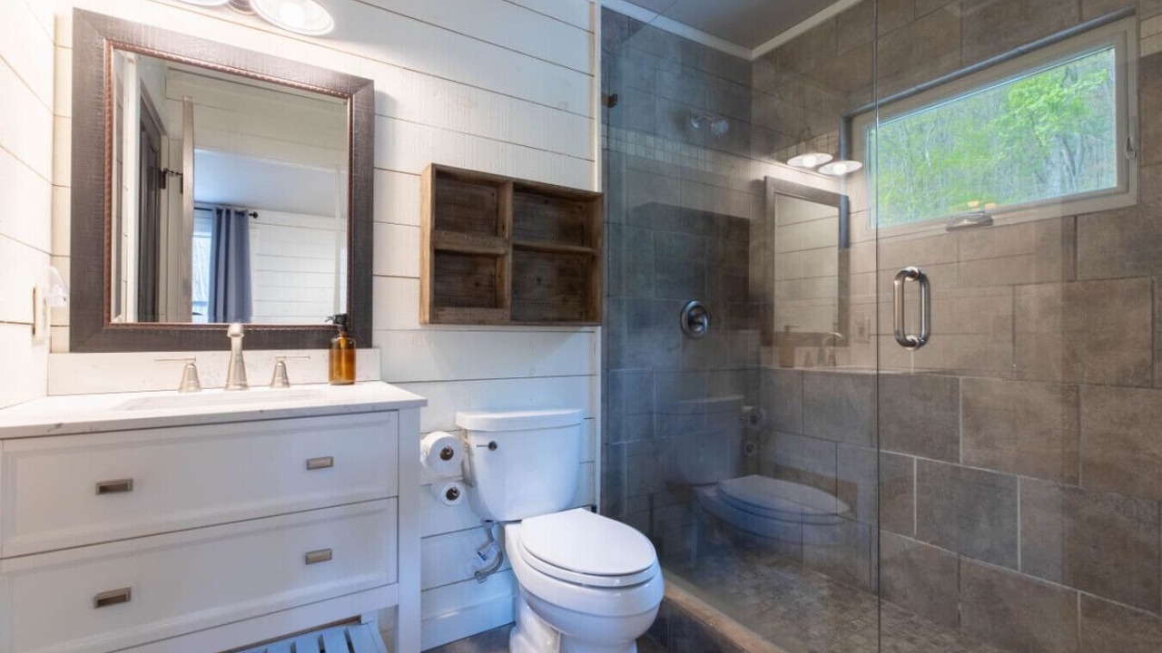 Photo of Bathroom in Highlands