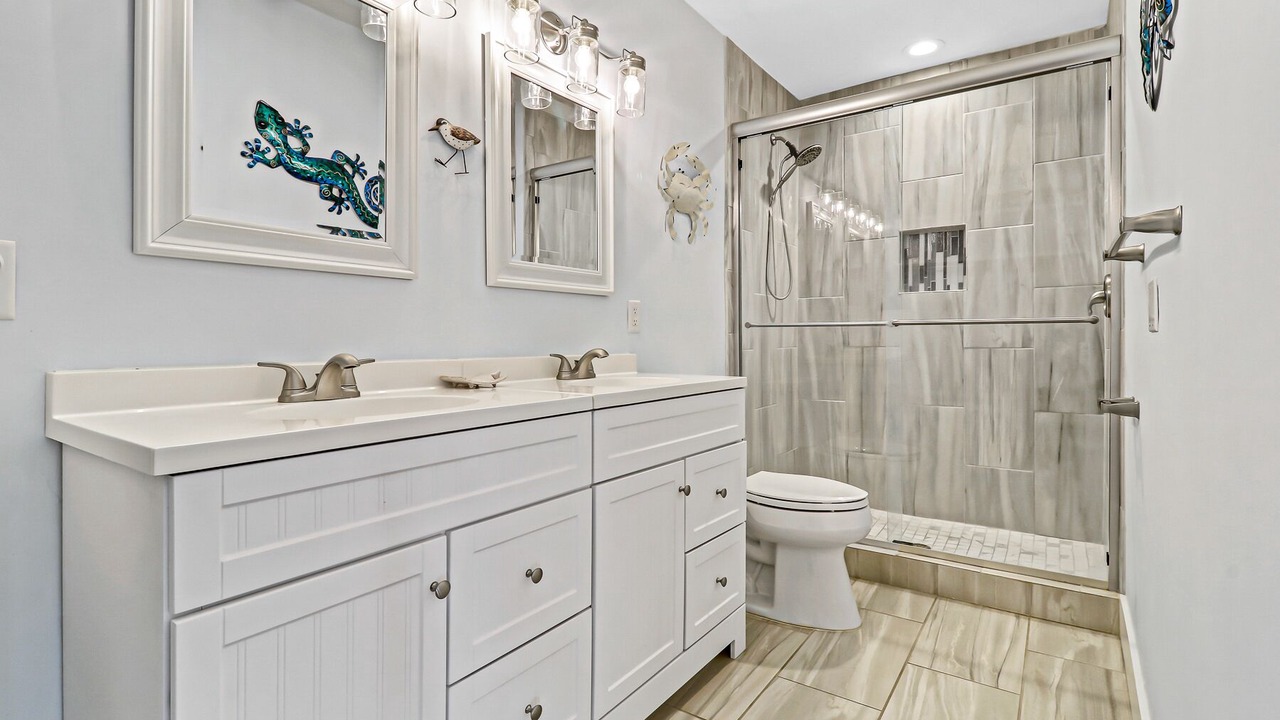 Photo of Bathroom in Lawton Woods