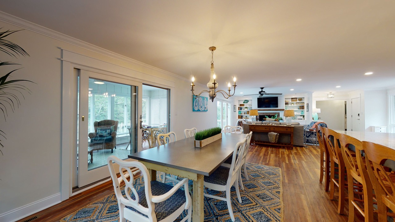 Photo of Bedroom in Pine Knoll Shores