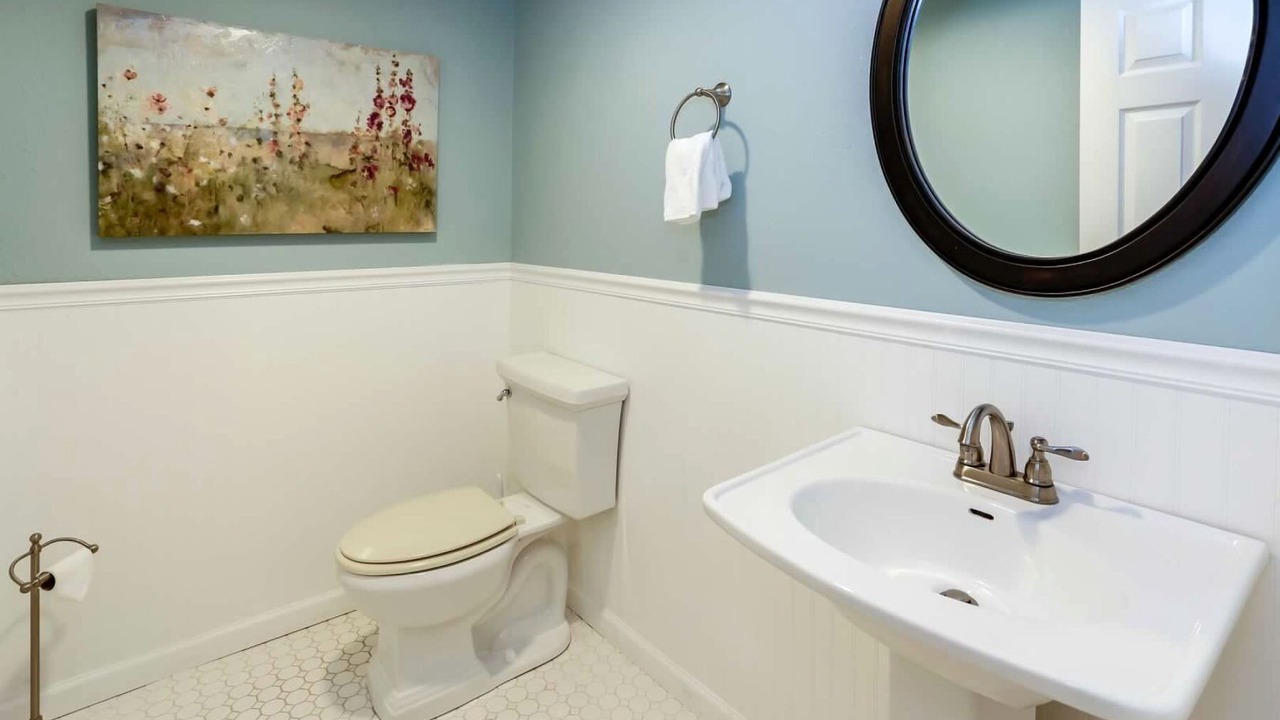 Photo of Bedroom in Lake Lure