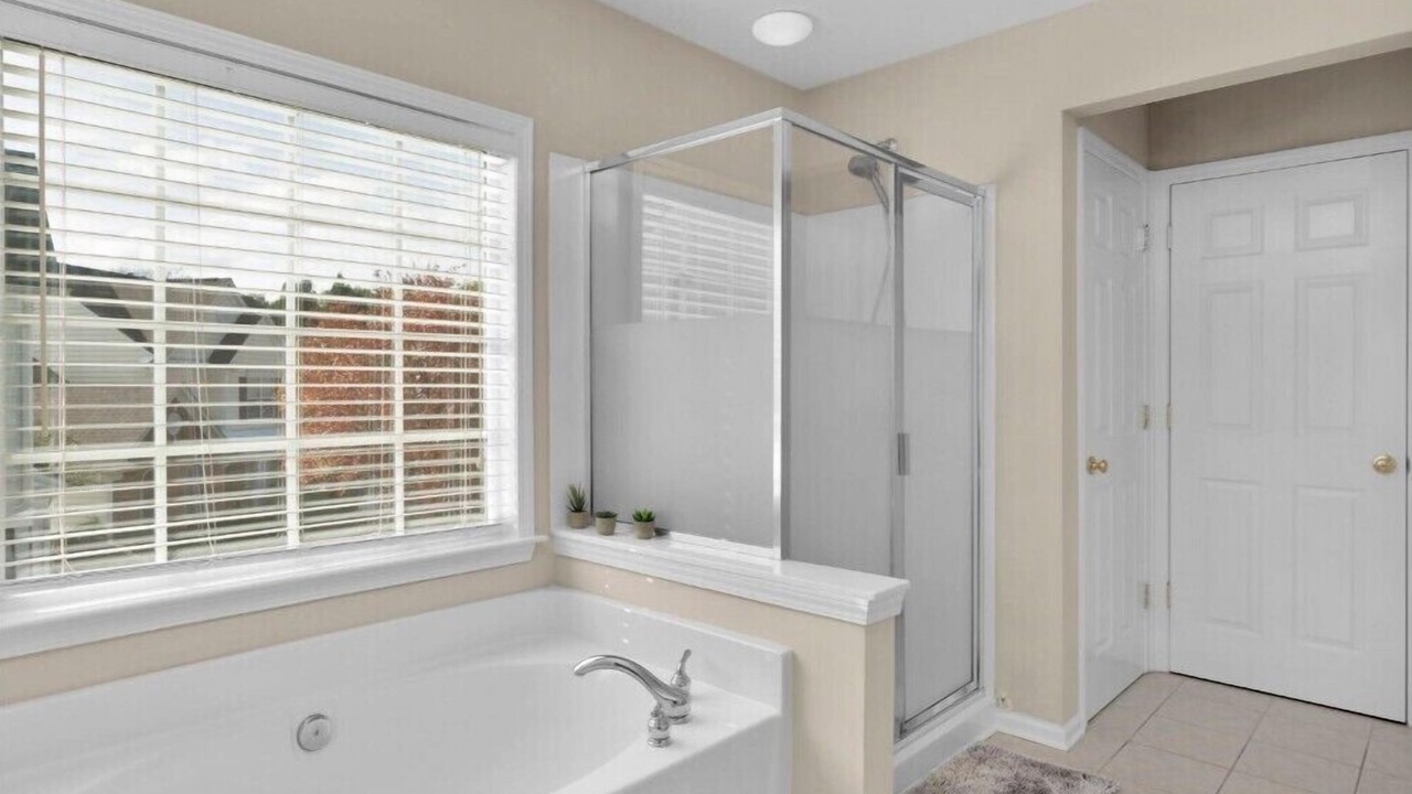 Photo of Bathroom in Provincetowne