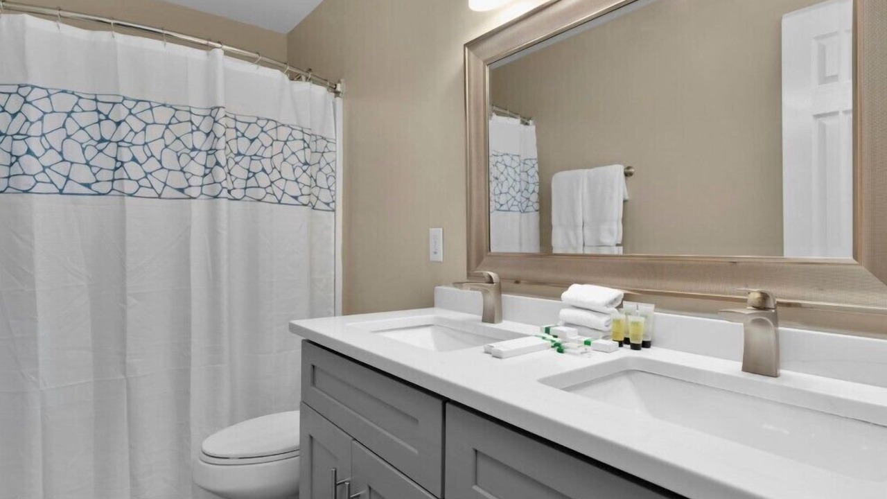 Photo of Bathroom in Provincetowne