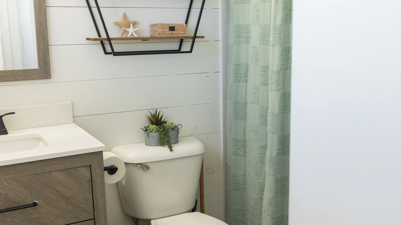 Photo of Bathroom in Rodanthe