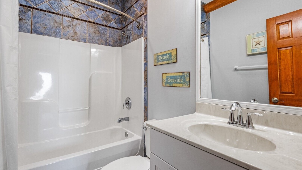 Photo of Bathroom in Rodanthe