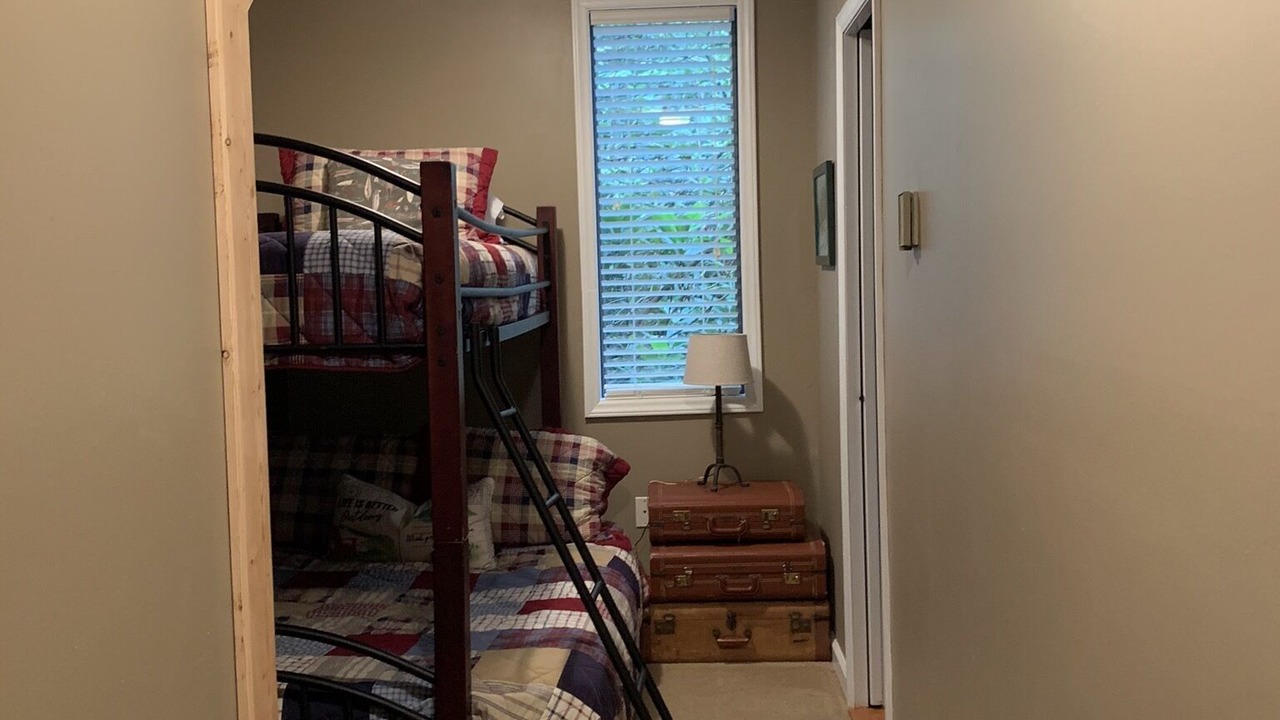 Photo of Bedroom in Newland