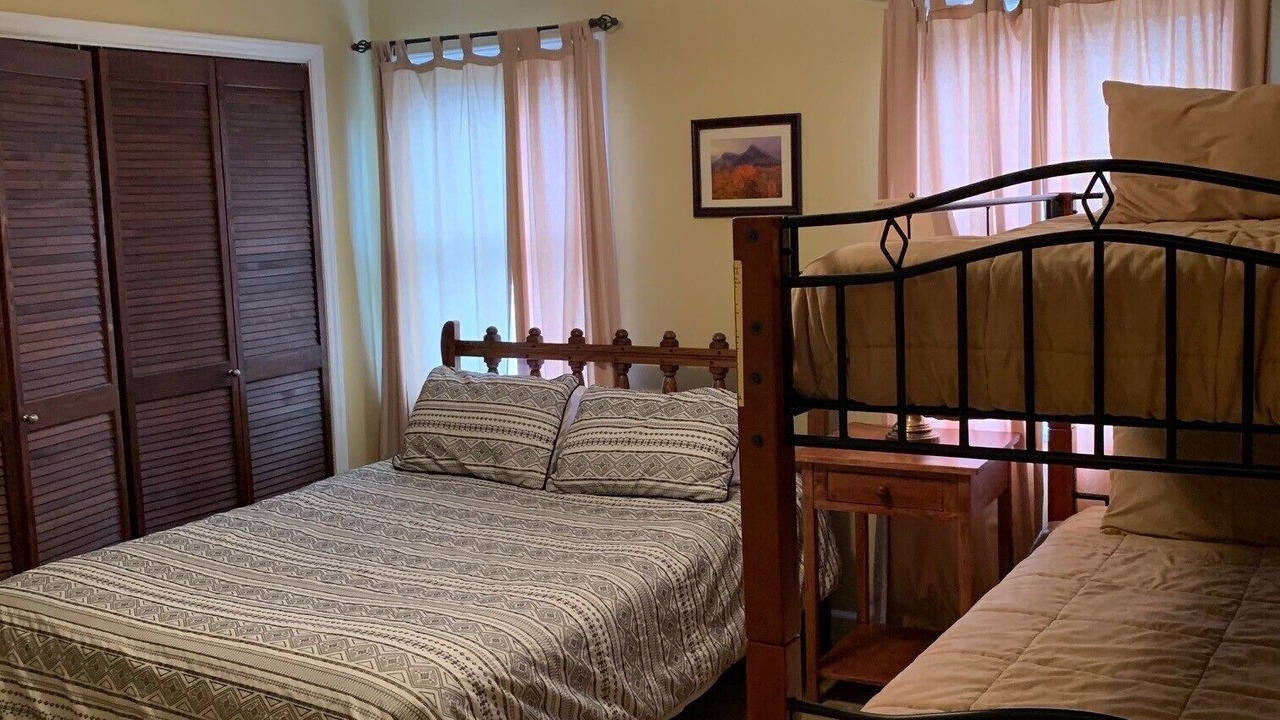 Photo of Bedroom in Newland