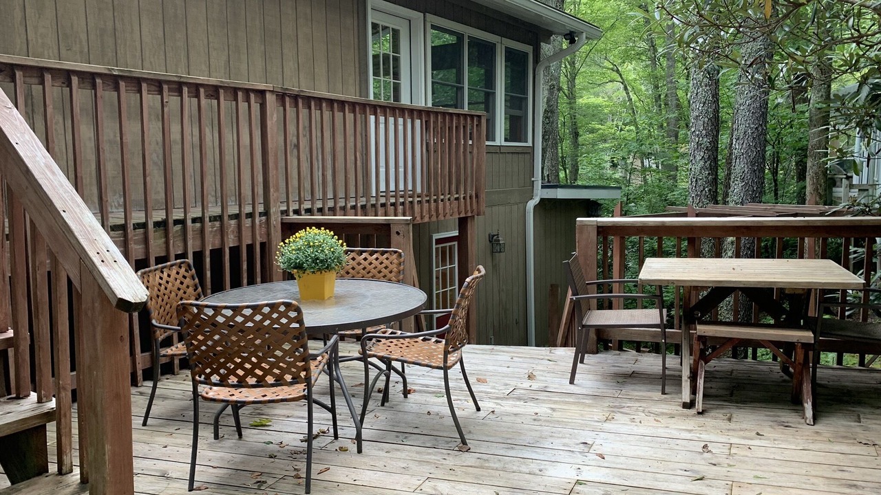 Photo of Outdoor in Newland