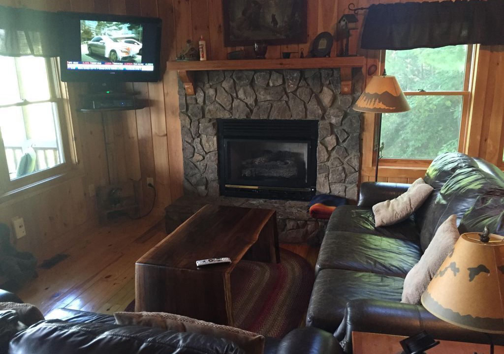 Photo of Bedroom in Purlear