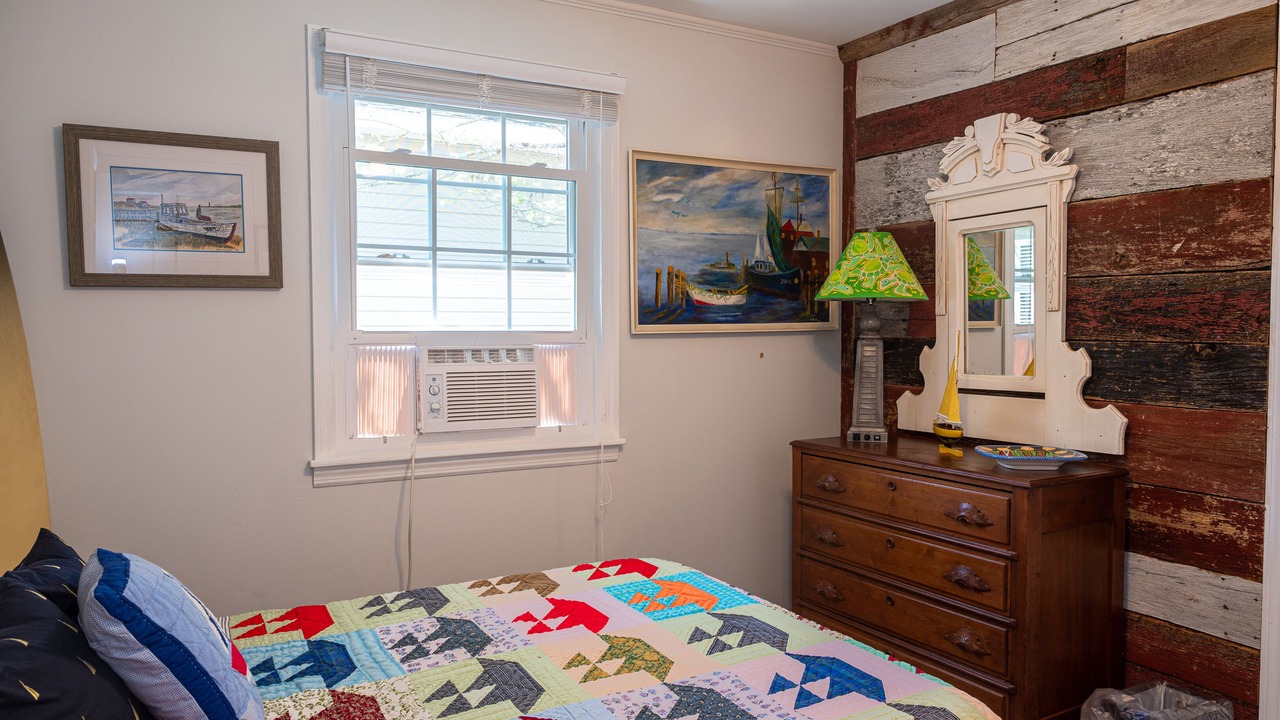 Photo of Bedroom in Tranquil Harbour