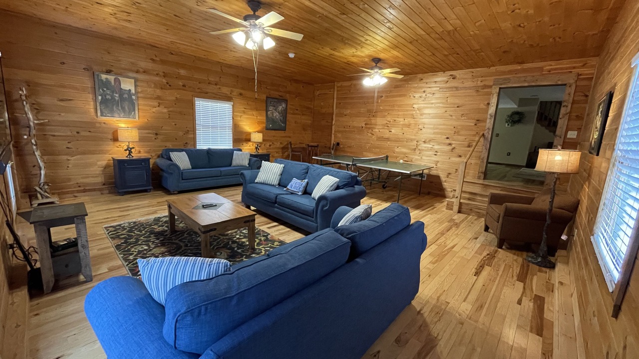 Photo of Livingroom in Robbinsville