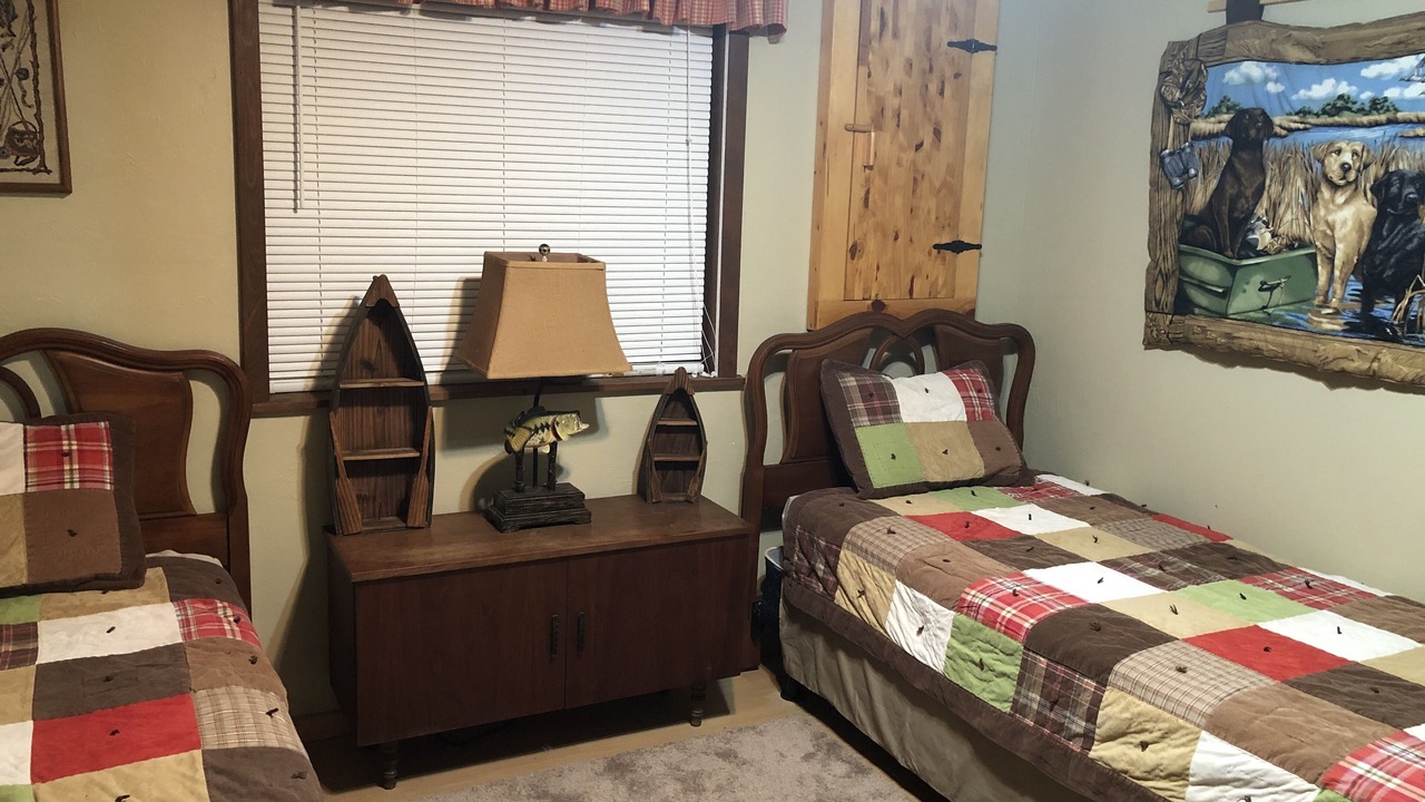 Photo of Bedroom in Murphy