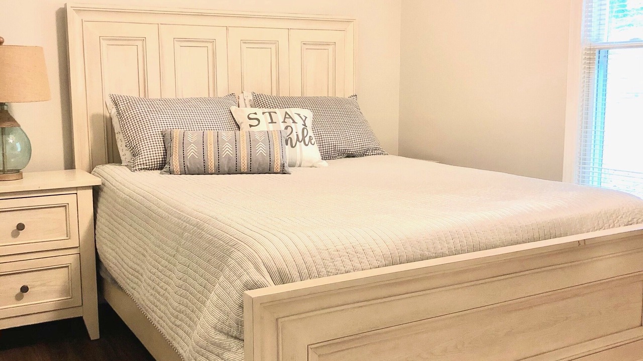Photo of Bedroom in Claremont