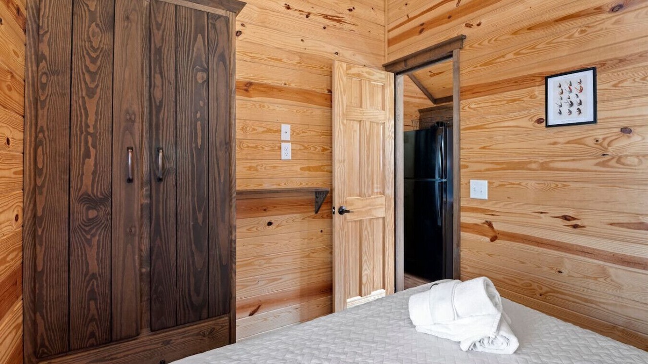 Photo of Bedroom in Sylva