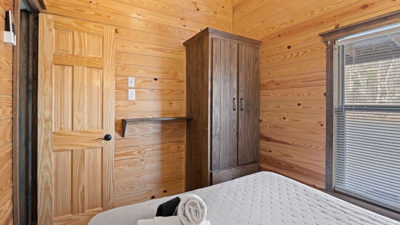 Photo of Bedroom in Sylva
