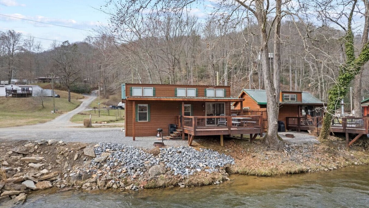 Photo of Outdoor in Sylva