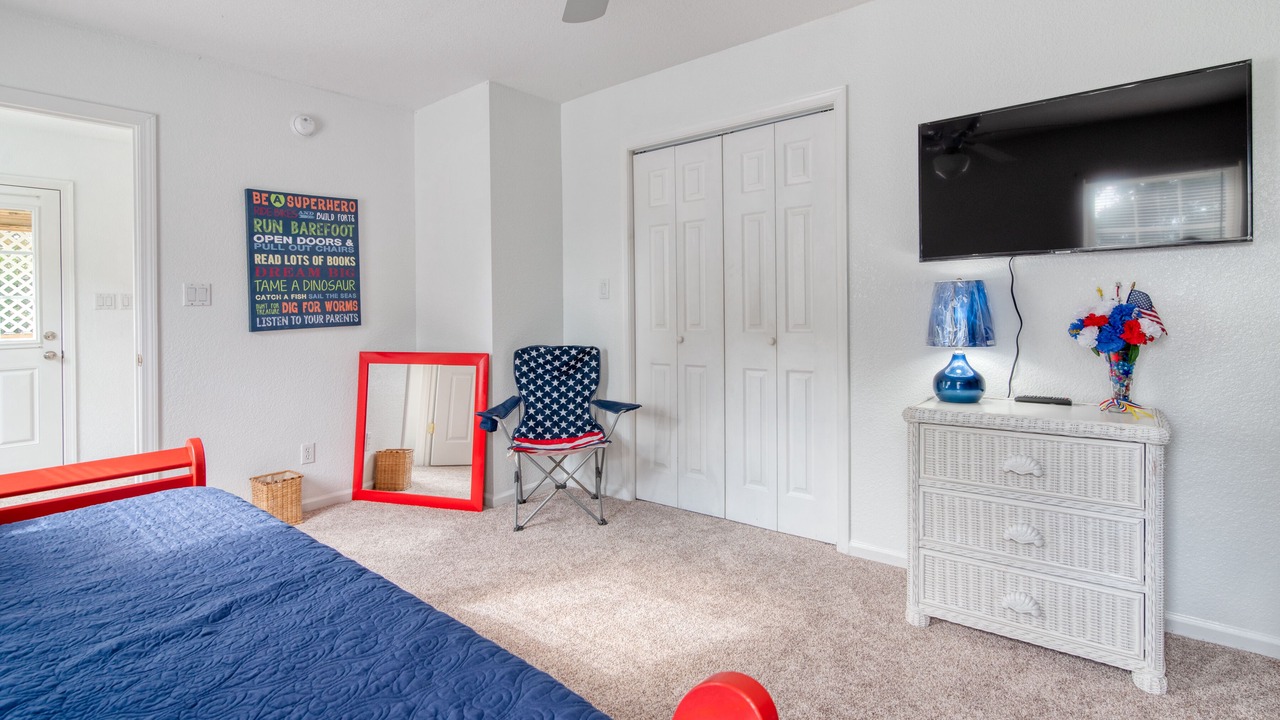 Photo of Bedroom in Colington