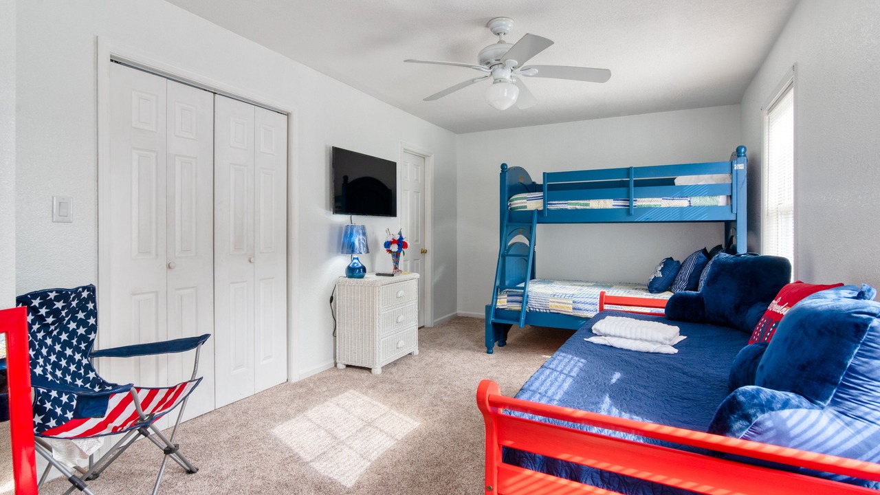 Photo of Bedroom in Colington