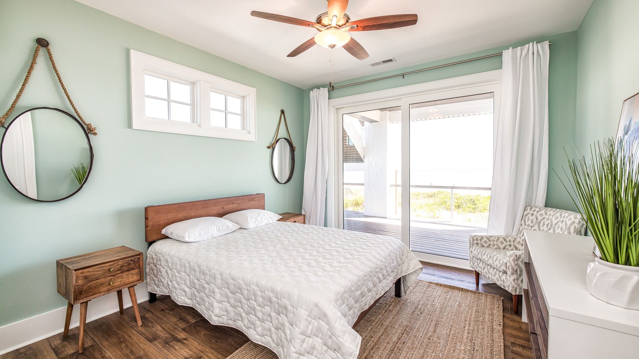 Photo of Bedroom in Topsail Beach