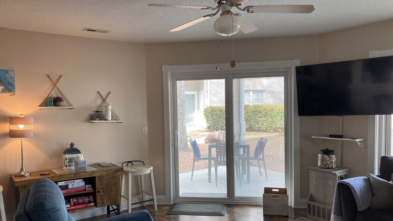 Photo of Livingroom in Sunset Beach