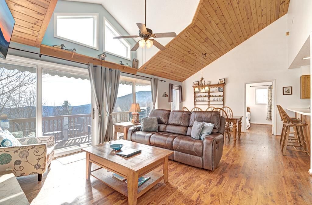 Photo of Bedroom in Seven Devils