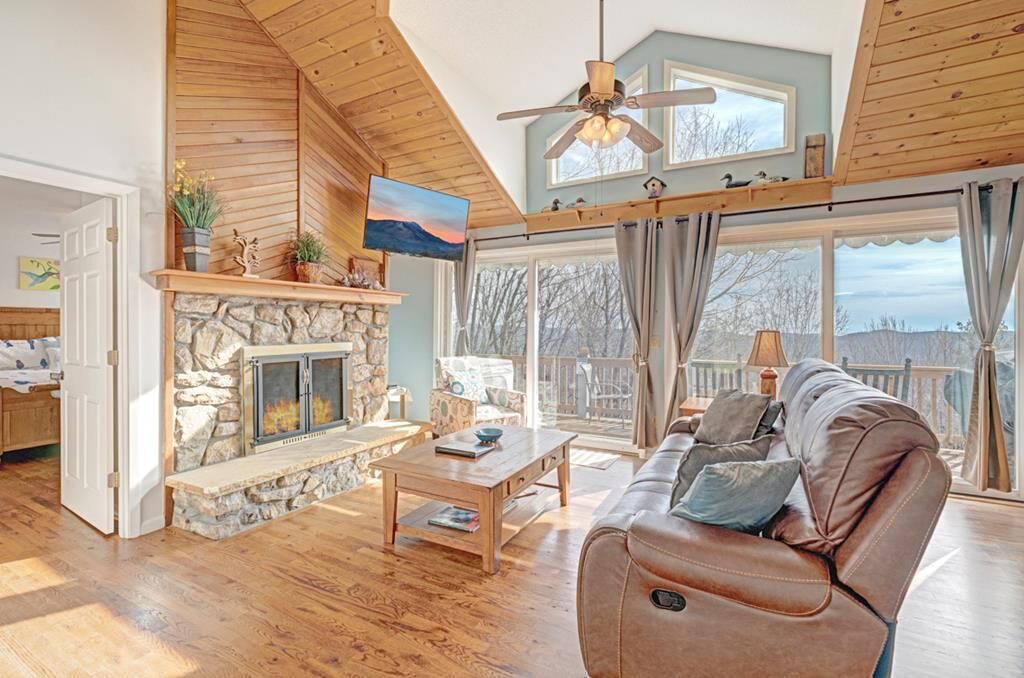 Photo of Bedroom in Seven Devils
