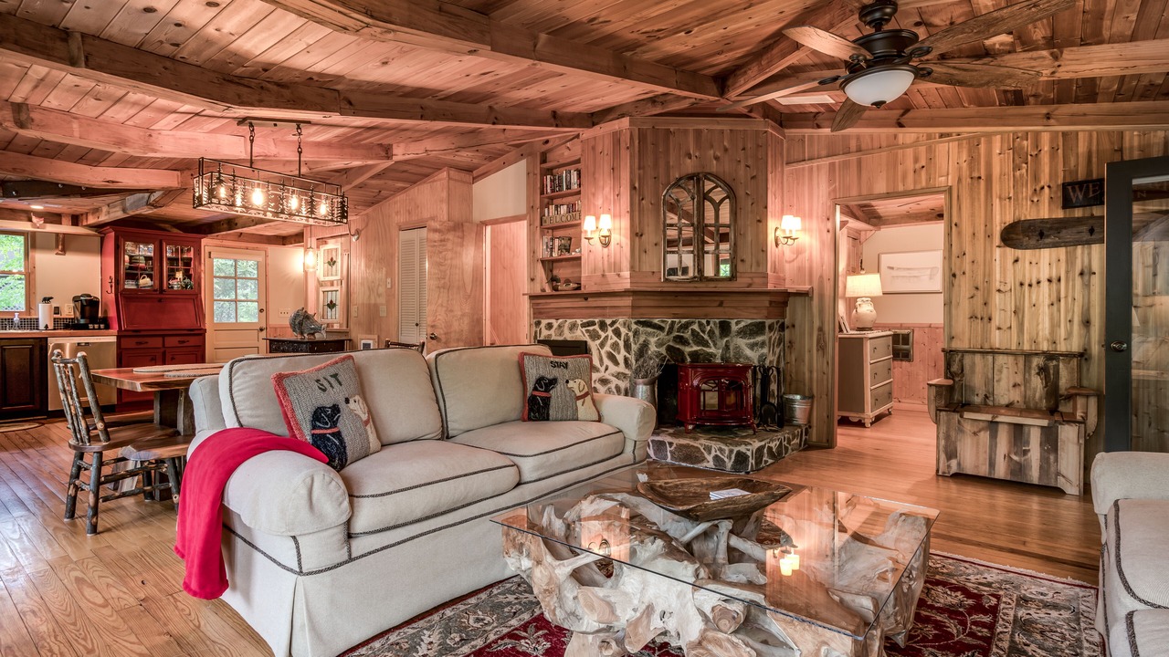 Photo of Livingroom in Glenville