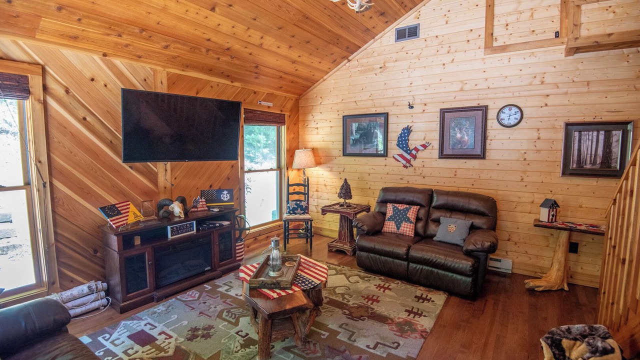 Photo of Livingroom in Millers Creek