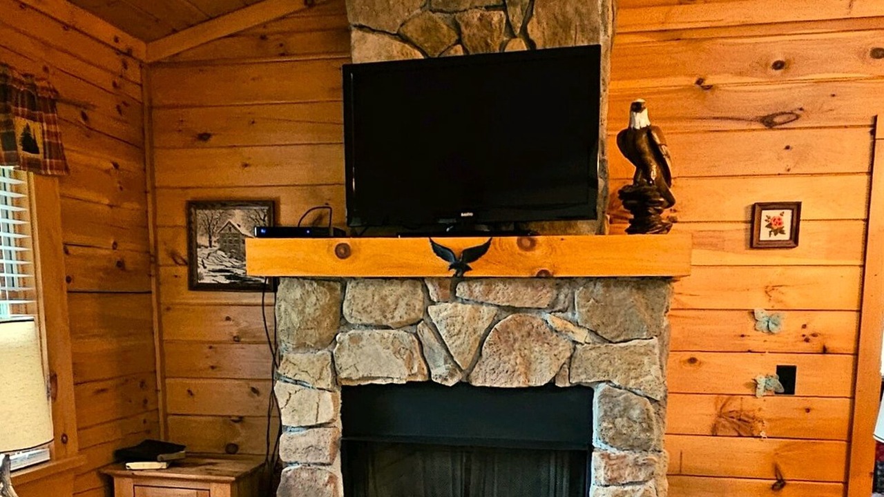 Photo of Livingroom in Waynesville