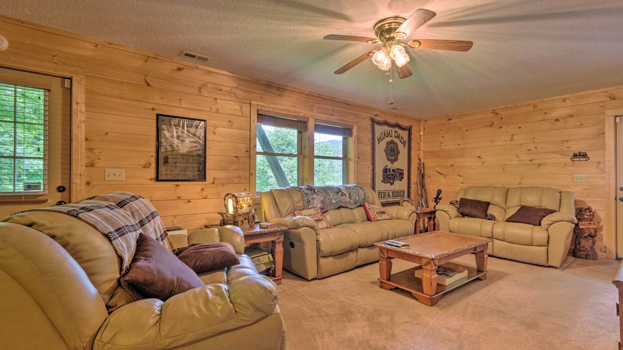Photo of Livingroom in Settlers Ridge