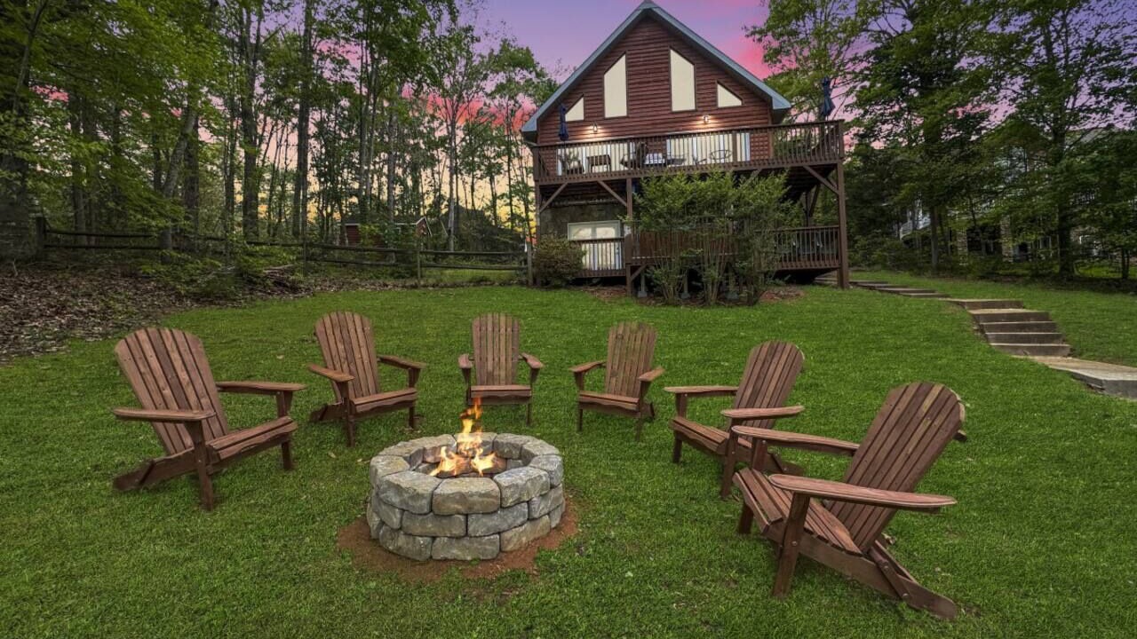 Photo of Outdoor in Hickory